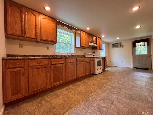 Building Photo - 5994 US-44
