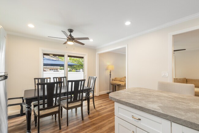 Building Photo - 165 Byrne Ave