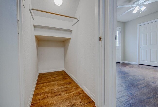 Building Photo - 2509 Riddle Rd