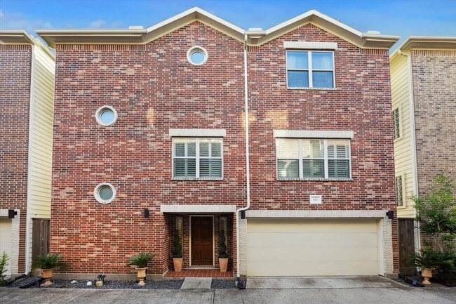 Building Photo - 548 Westcross St