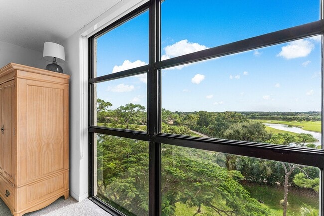 Building Photo - 6662 Boca Del Mar Dr