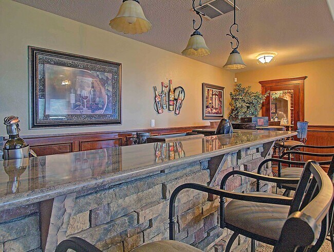 Building Photo - 7975 Ruststone Ct