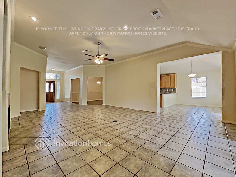 Building Photo - 3314 E Cedar Hollow Dr