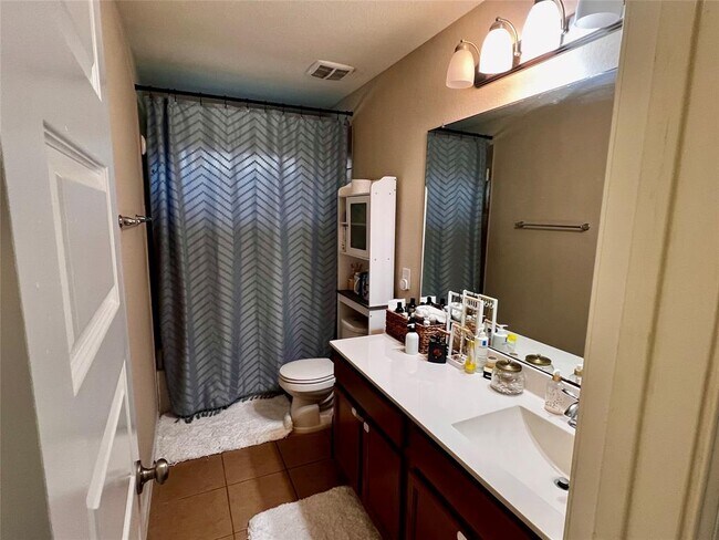 Building Photo - 22507 Birch Ridge Meadow Dr