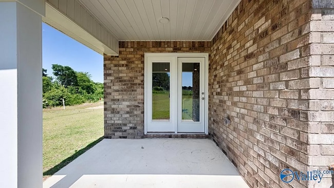 Building Photo - 153 Ozy Dr