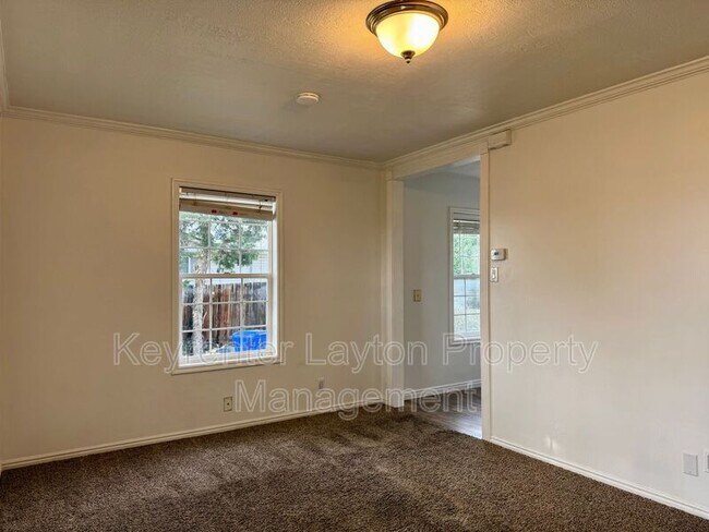 Building Photo - 2291 S 500 W