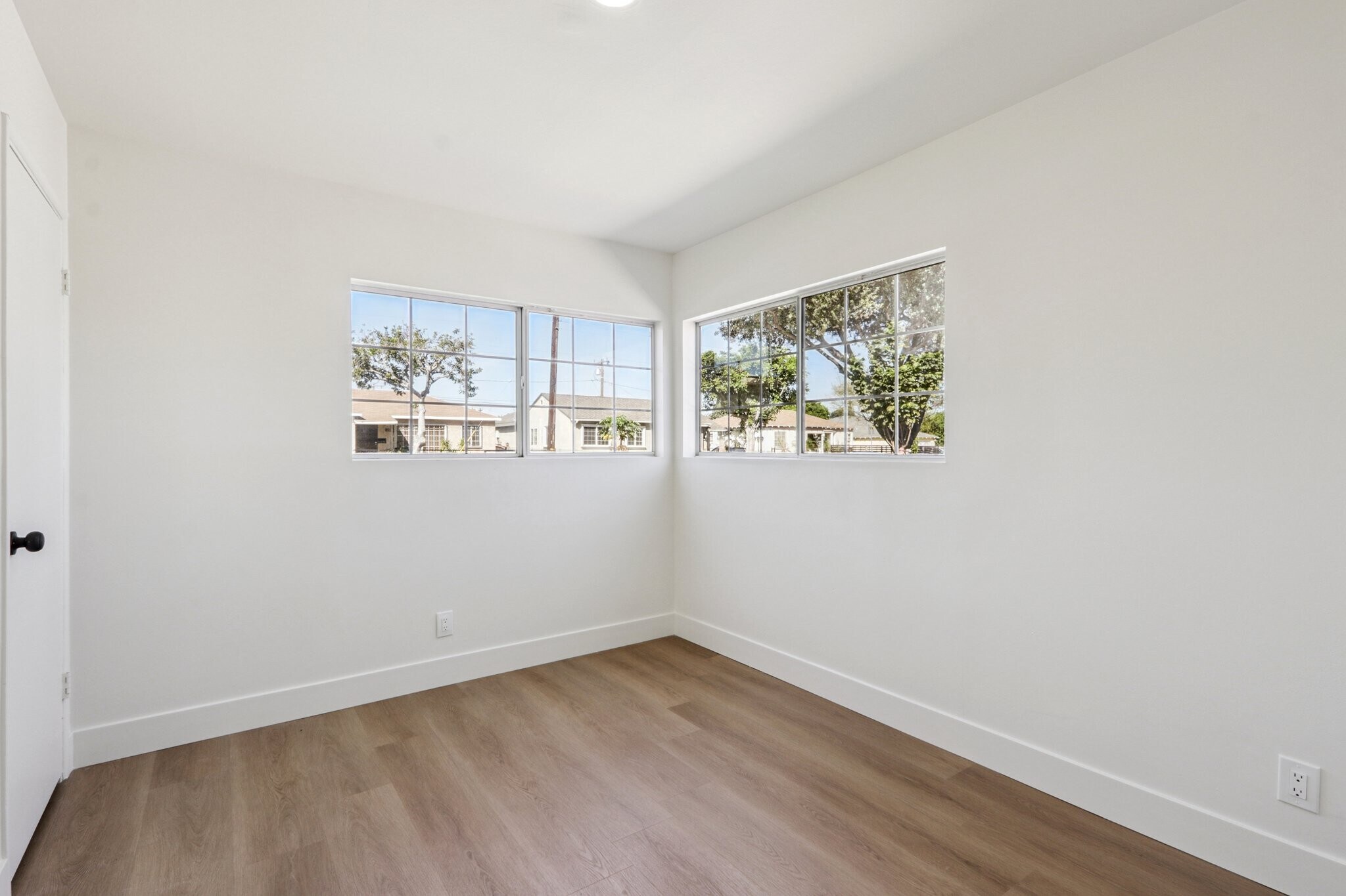 Building Photo - 11247 Michael Hunt Dr