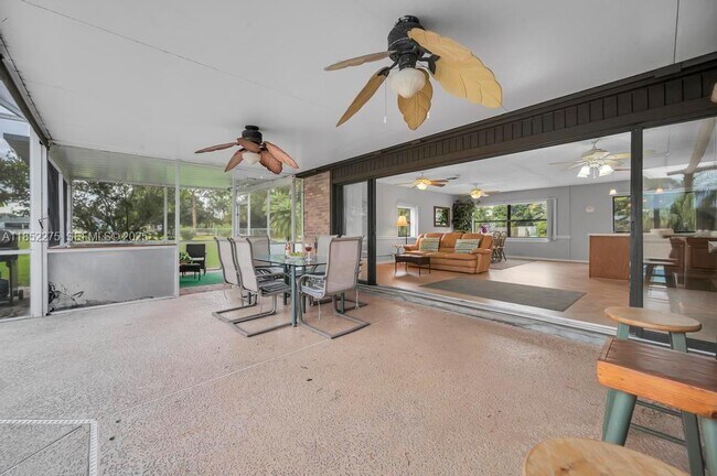 Building Photo - 1803 E Easy St