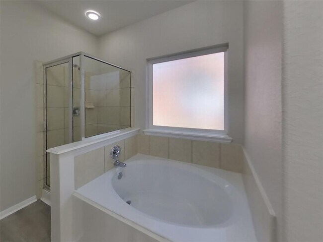 Building Photo - 12303 Kings Garden Ct