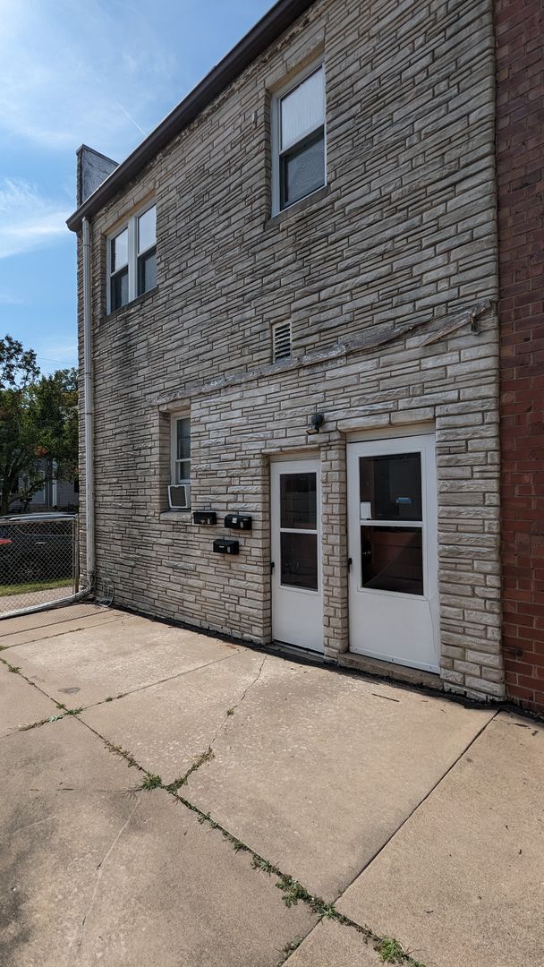 Building Photo - 1726 9th St