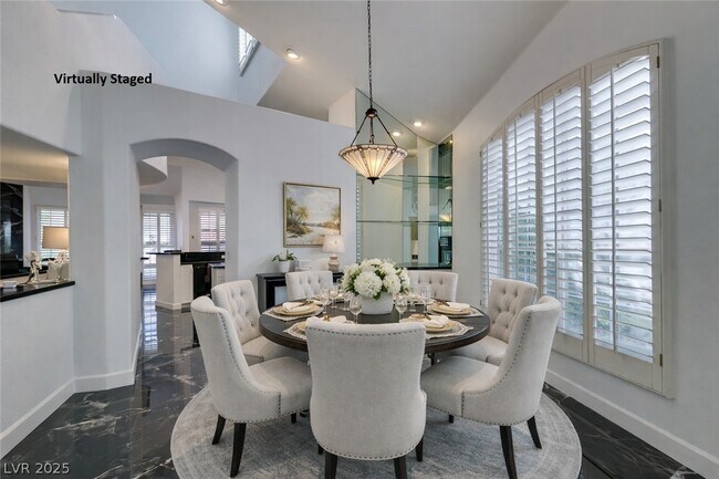 Building Photo - 174 Buena Ct