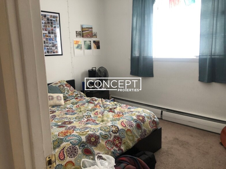 Building Photo - 50 Evergreen St