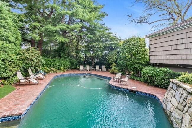 Building Photo - 19 Flamingo Rd