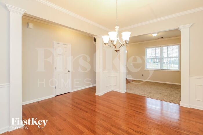 Building Photo - 4609 Meadowside Terrace