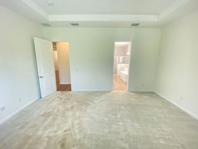 Building Photo - 6338 Trailblaze Bnd