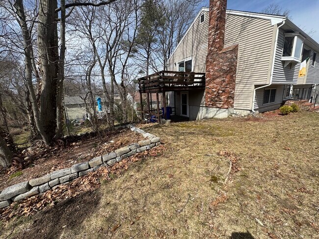 Building Photo - 15 Curlew St