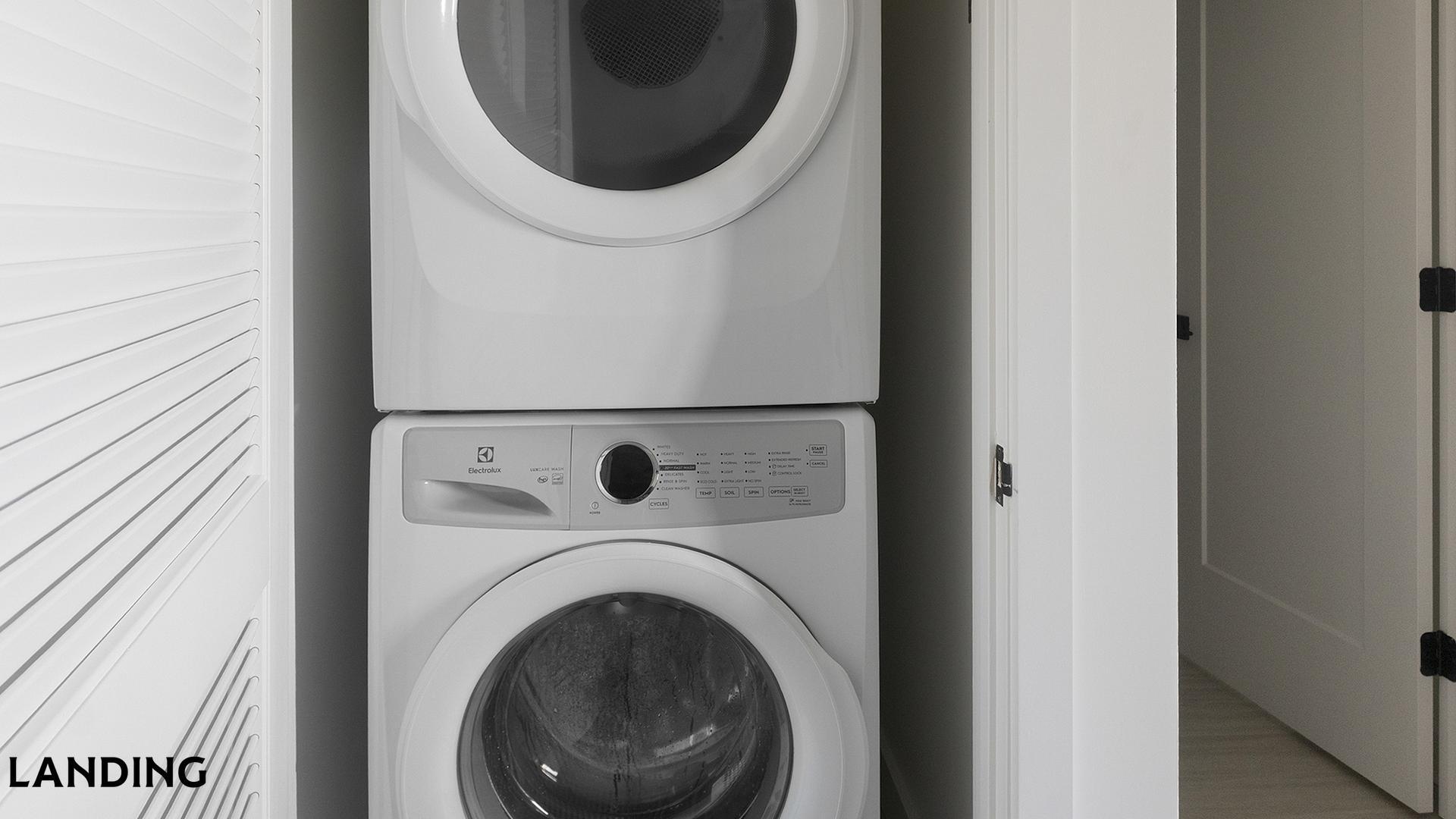 Building Photo - 1007 S Mint St