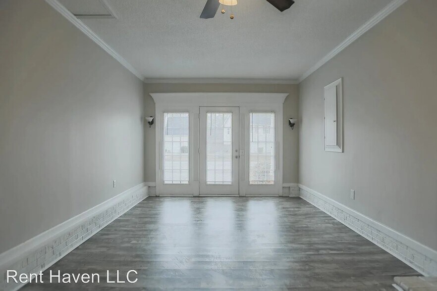 Building Photo - 115 Turning Leaf Dr