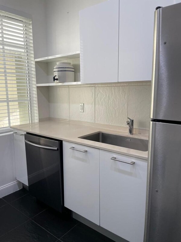 Building Photo - 1500 Meridian Ave