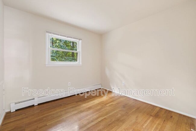 Building Photo - 14309 Fairmont Ct