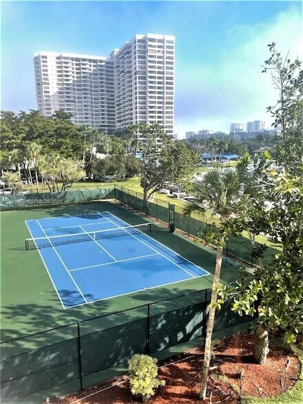 Building Photo - 500 Three Islands Boulevard