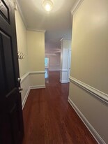 Building Photo - 212 Fountainhead Ln