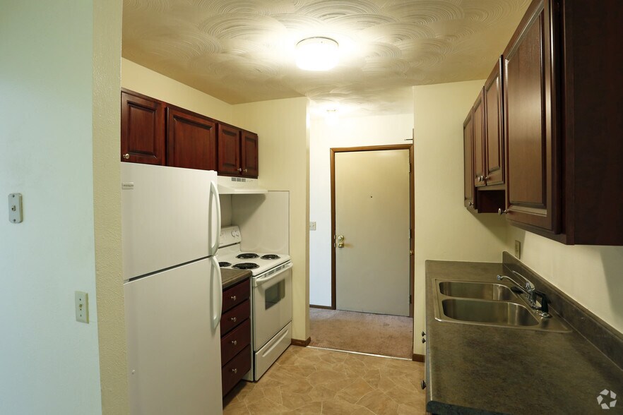 Oak Hill Apartments 3776 Hill Ave Toledo OH 43607 Apartment Finder