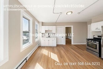 Building Photo - 50 1/2 Common St-Unit 5