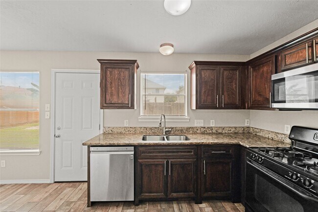 Building Photo - 21826 Siberian Elm Ln