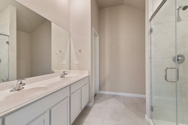 Building Photo - 13630 Mineral Wl