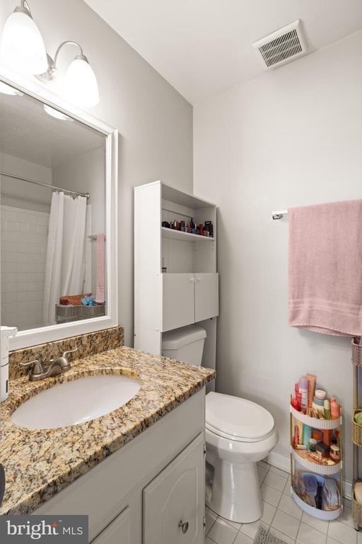 Building Photo - 8573 Tyrolean Way
