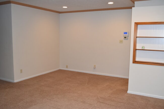 Building Photo - 2648 Fairland St