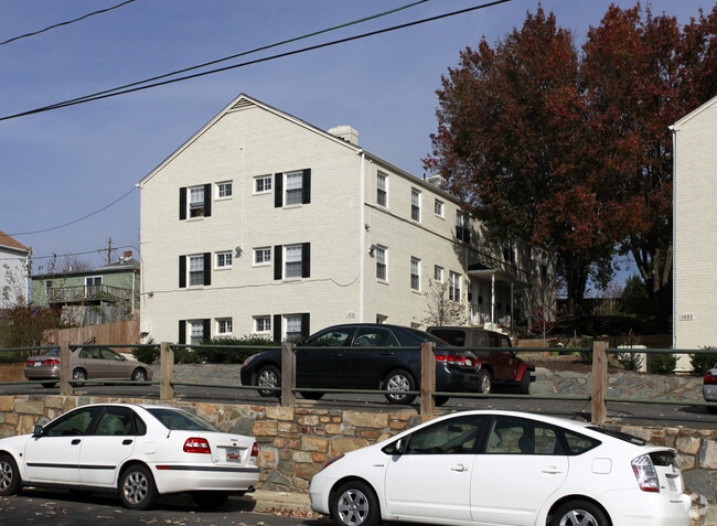 Building Photo - Cameron Street Apartments