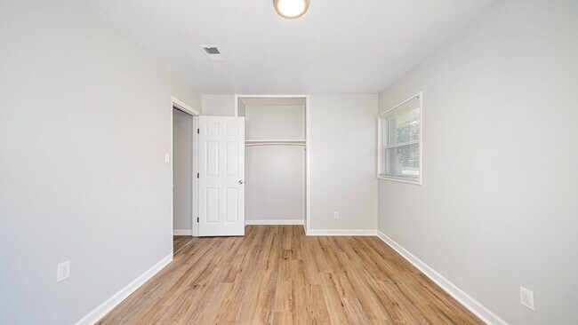 Building Photo - 2126 Evans Ave NW