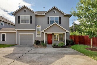 Building Photo - 6011 Fairway St