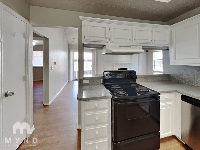 Building Photo - 11837 Garden Terrace Dr