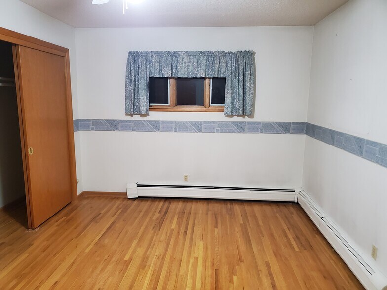 Building Photo - 13878 Sakatah Lake Rd