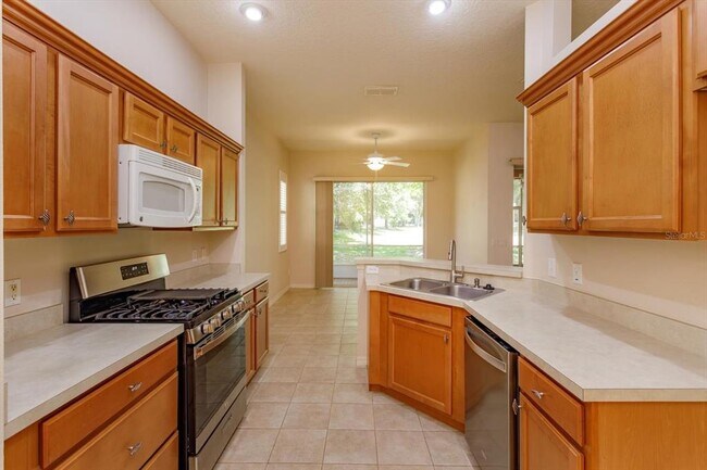 Building Photo - 120 Crepe Myrtle Dr