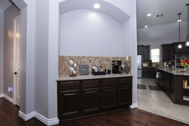 Building Photo - 23311 Preserve View Cir