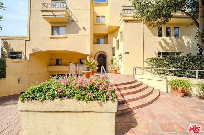 Building Photo - 2311 Schader Dr