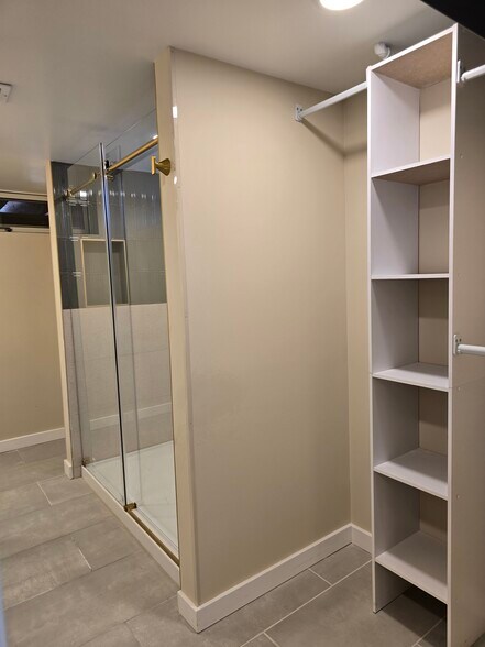 Building Photo - 10535 W Spring Green Rd