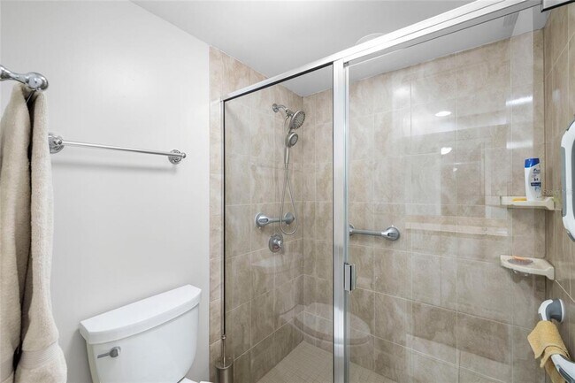 Building Photo - 4156 Northmeadow Cir