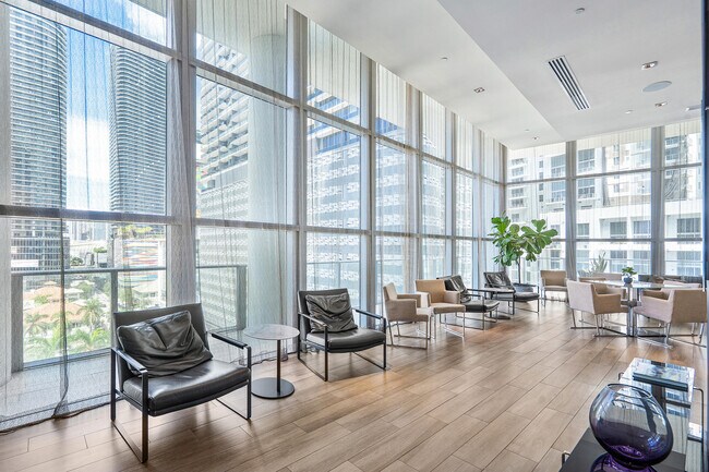 Building Photo - 1100 S Miami Ave