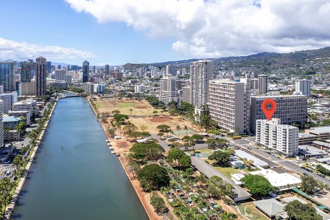 Building Photo - Ala Wai Cove, Studio, 1 bath Condo with one full-size assigned parking stall.