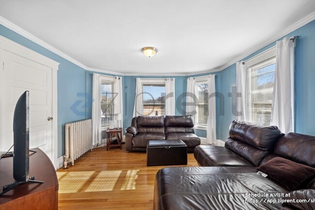 Building Photo - 110 Aberdeen St