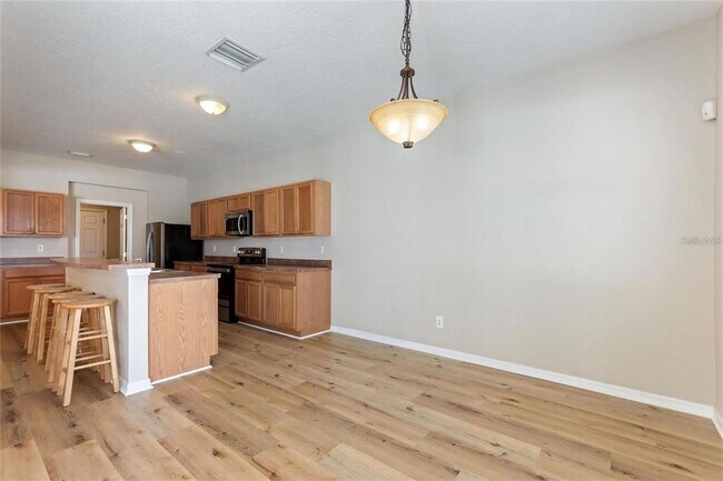 Building Photo - 201 Andover Dr