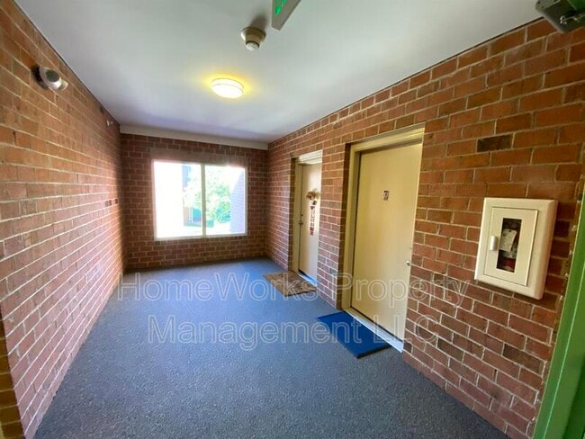 Building Photo - 3800 Meghan Dr