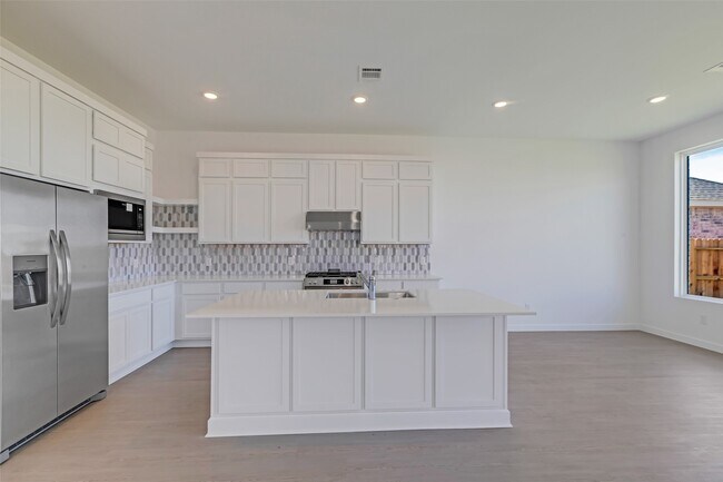 Building Photo - 27318 Sweetwater Bay Dr
