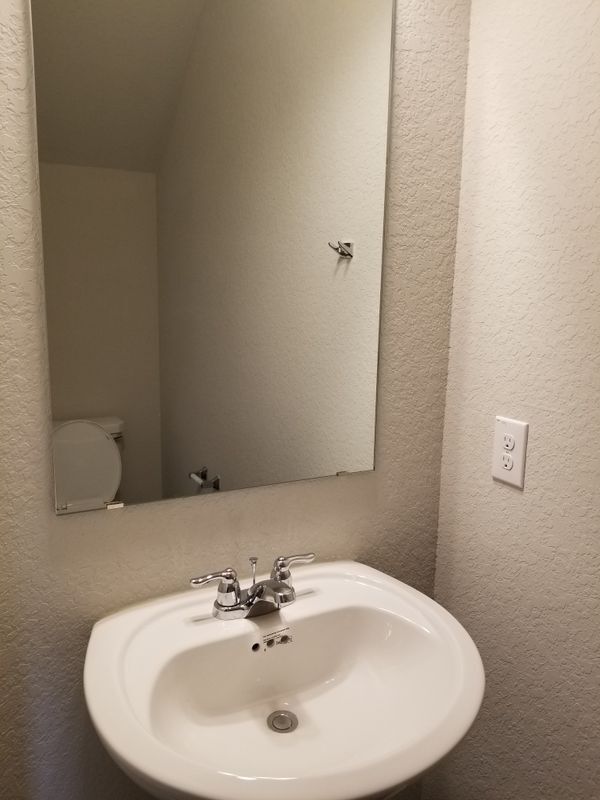 Building Photo - 7930 Oak Mdws Bnd