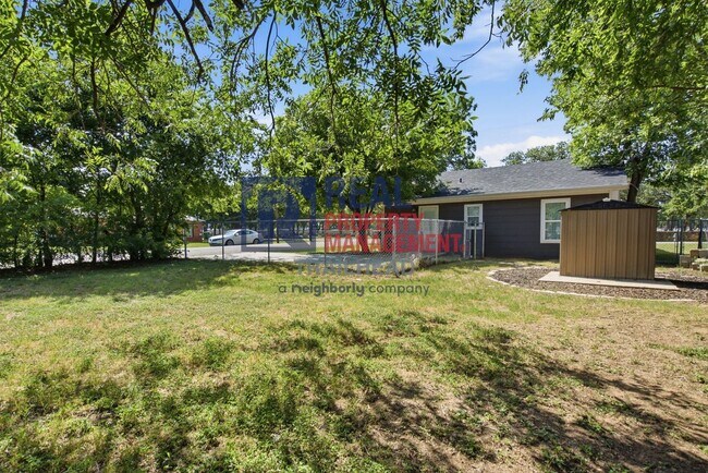 Building Photo - Updated 3-Bedroom Home Near Tarleton State University